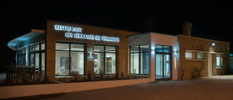 Restaurant au coeur du Beaujolais - Les terrasses de Pommiers